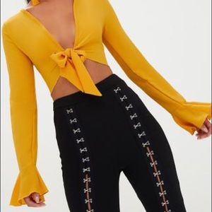 Yellow tie front top!